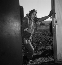 Toni Frissell, Portrait of Tuskegee airman Edward M. Thomas, standing, Ramitelli, Italy, 1945. Courtesy of the Library of Congress. Toni Frissell, Portrait of Tuskegee airman Edward M. Thomas, standing, Ramitelli, Italy, 1945. Courtesy of the Library of Congress.