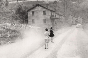 John Cohen, Two girls, KY, 1959 John Cohen, Two girls, KY, 1959