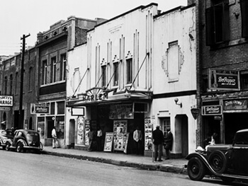 Harlem Theater, Deep Ellum, 1930, courtesy of the Dallas Public Library Harlem Theater, Deep Ellum, 1930, courtesy of the Dallas Public Library