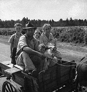 Dorothea Lange, sharecropper family near Hazlehurst, Georgia, 1937. Library of Congress , Prints and Photographs Division, FSA-OWI Collection, LC-USF34- 017762-E. Dorothea Lange, sharecropper family near Hazlehurst, Georgia, 1937. Library of Congress , Prints and Photographs Division, FSA-OWI Collection, LC-USF34- 017762-E.