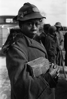 Arthur Rothstein, Wife of evicted sharecropper, New Madrid County, Missouri, January 1939, FSA-OWI Collection, Library of Congress, LC-USF33- 002943-M1.