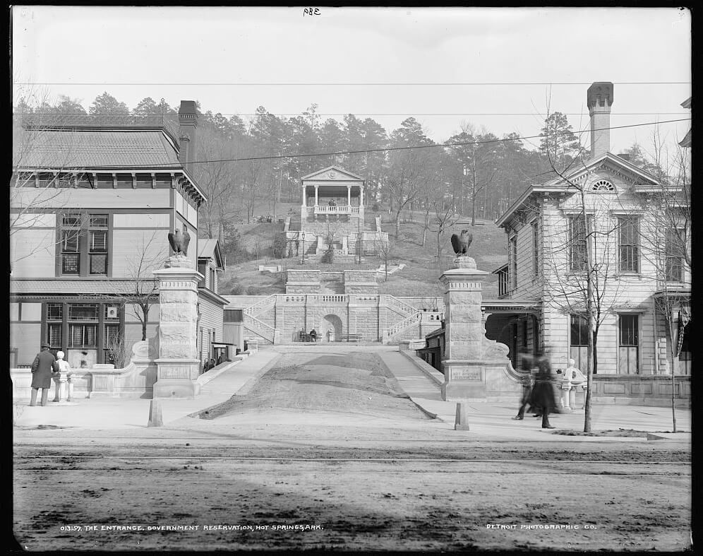 Entrance to the Government Reservation, Hot Springs, Arkansas, ca. 1896. Photograph by Detroit Publishing Co. Courtesy of the Library of Congress Prints and Photographs Division, loc.gov/resource/det.4a08624.