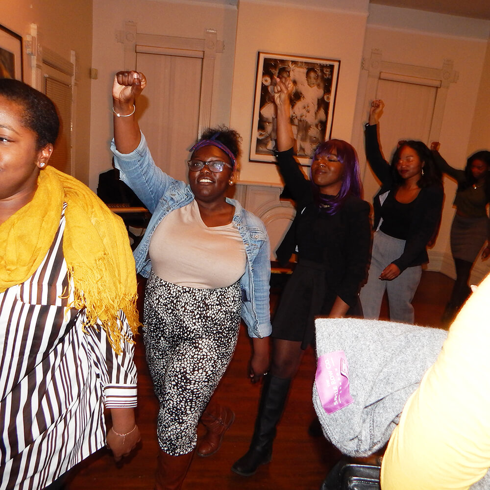 Spelman students perform at the Hammonds House Museum, Atlanta, Georgia, November 22, 2015. Photograph by Jordan Streiff. Courtesy of LiFT Art Salon.