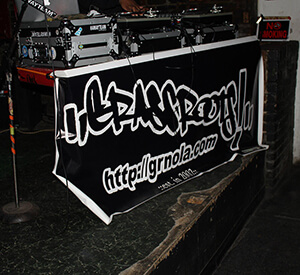 Table at GRASSROOTS! event. New Orleans, Louisiana. Photograph by Larry Legaux. Courtesy of the photographer. Table at GRASSROOTS! event. New Orleans, Louisiana. Photograph by Larry Legaux. Courtesy of the photographer.