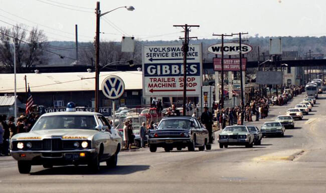 Hunter Desportes, Nixon's presidential motorcade, Columbia, South Carolina, 1973. Hunter Desportes, Nixon's presidential motorcade, Columbia, South Carolina, 1973.