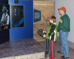 Virginia Historical Society, Who Freed the Slaves? display, Richmond, Virginia, March 2011. Courtesy of the Virginia Historical Society.