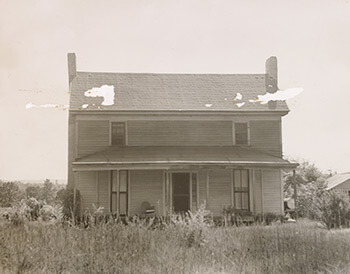 William Cobb's house, where Confederate corp commander William J. Hardee and staff stopped on their night march, July 21–22, 1864. Photo of unknown origin, May 1, 1905. William Cobb's house, where Confederate corp commander William J. Hardee and staff stopped on their night march, July 21–22, 1864. Photo of unknown origin, May 1, 1905.
